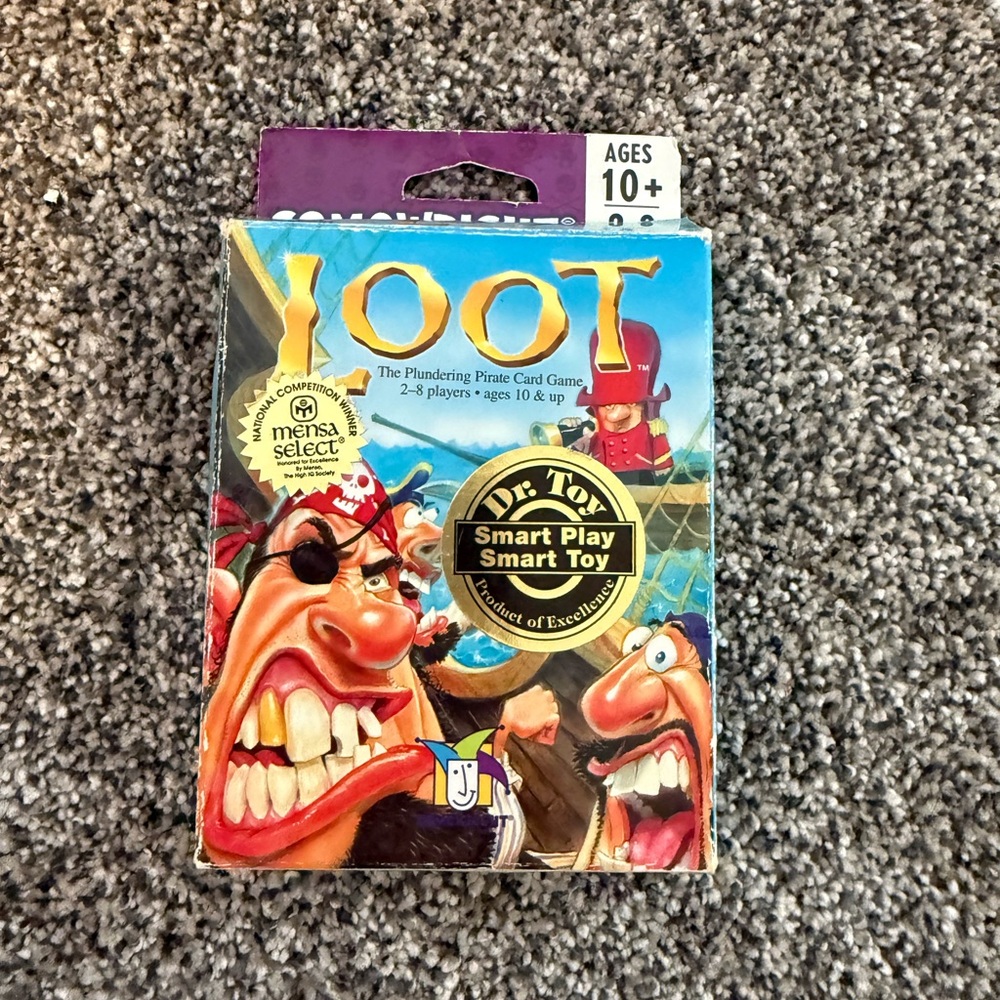 LOOT The Plundering Pirate Card Game 2005 Gamewright 100% COMPLETE 2-8 Players
